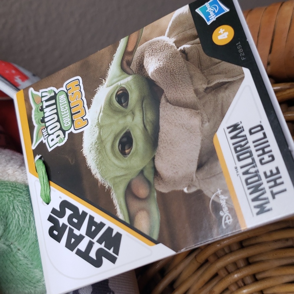 NWT STAR WARS THE BOUNTY COLLECTION PLUSH - Picture 2 of 11